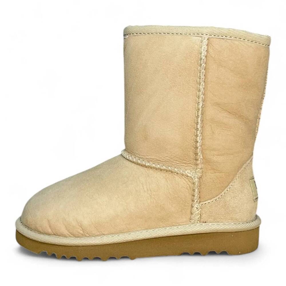 NEW UGG toddler classic short boots in sand